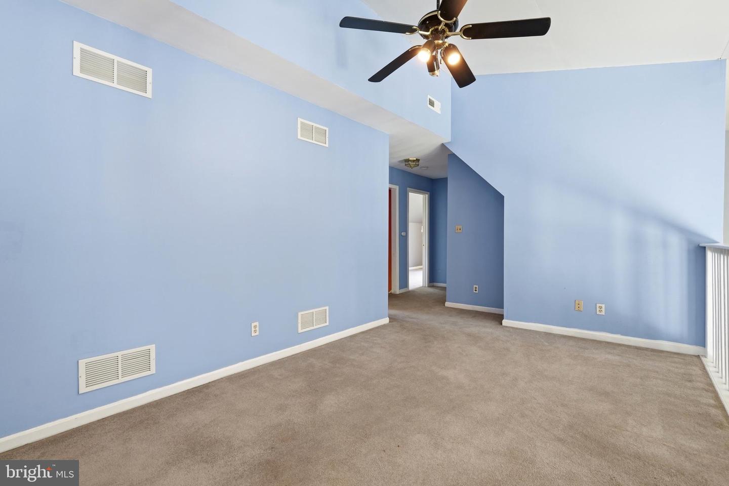 636 Main St Property Photo 37
