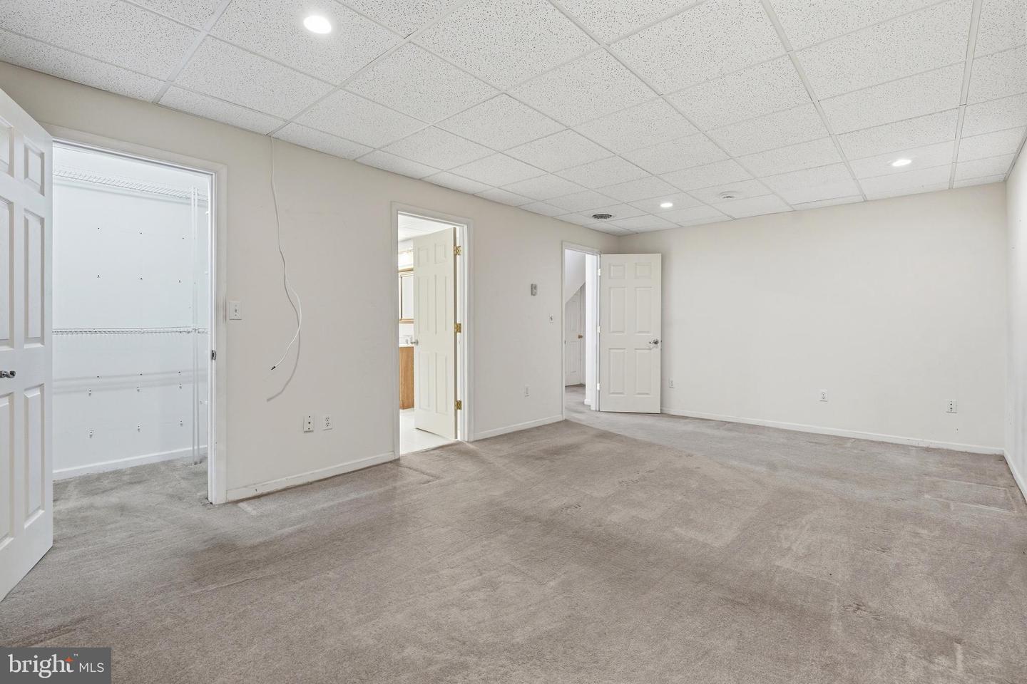 636 Main St Property Photo 49
