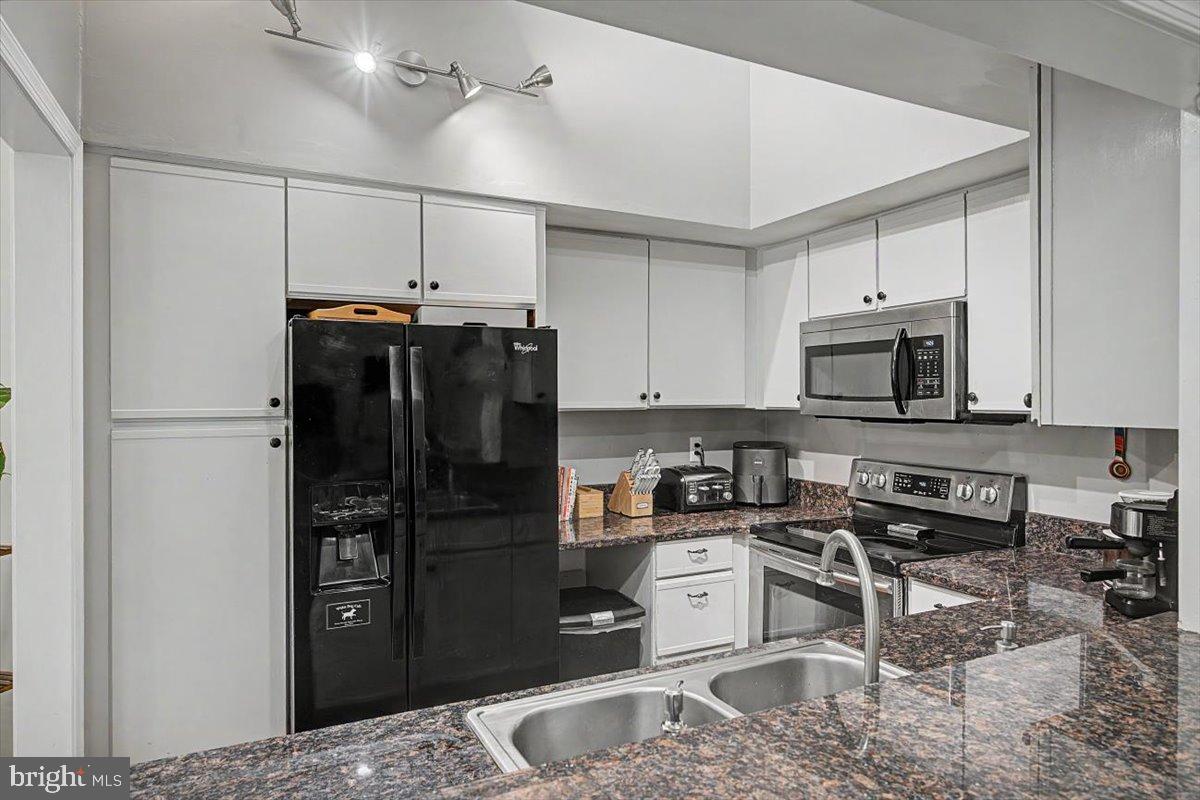 5205 Birch Cir Property Photo 6