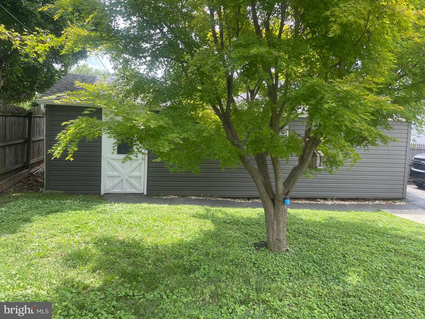 212 Virginia Ave Property Photo 18