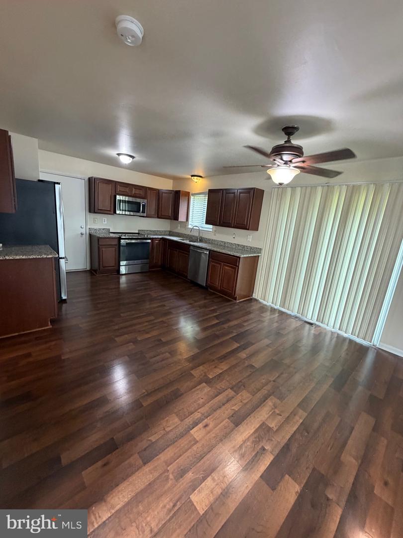 6 Cavallero Ct Property Photo 5