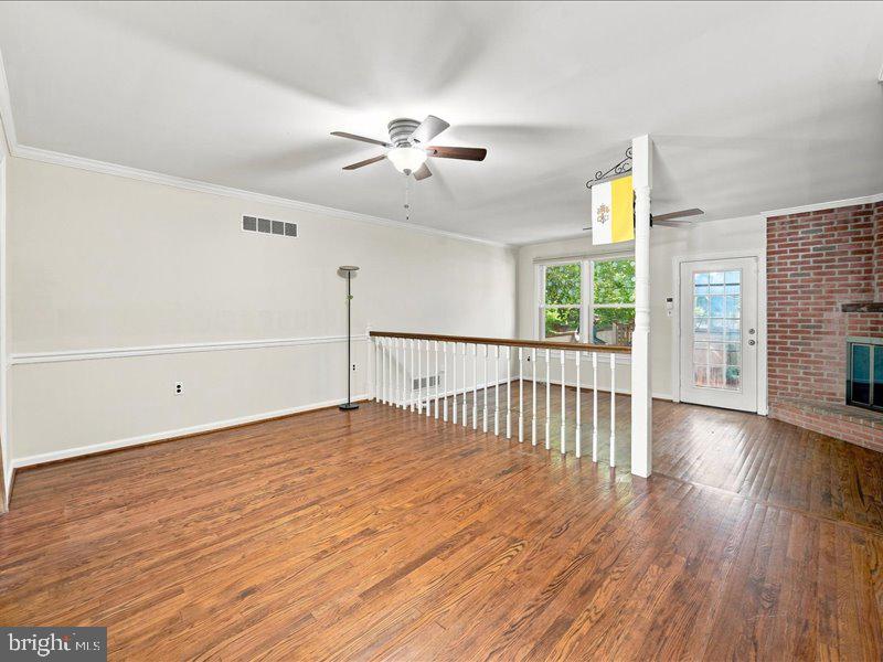 2110 Fairfield Pl Property Photo 9
