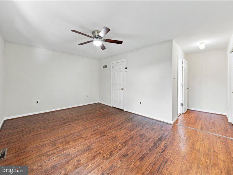 2110 Fairfield Pl Property Photo 17