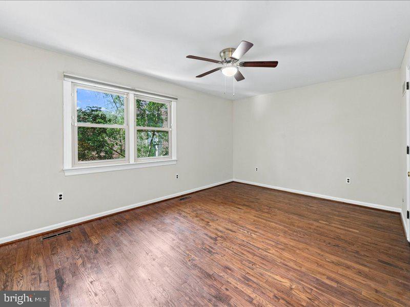 2110 Fairfield Pl Property Photo 18