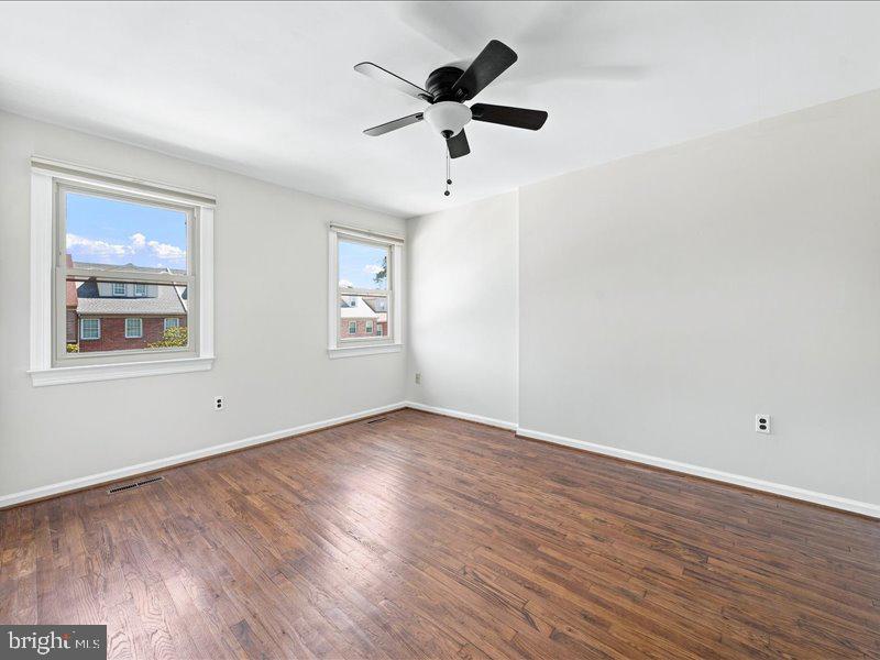 2110 Fairfield Pl Property Photo 22