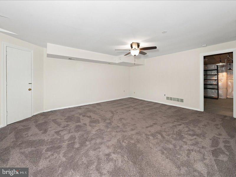 2110 Fairfield Pl Property Photo 33