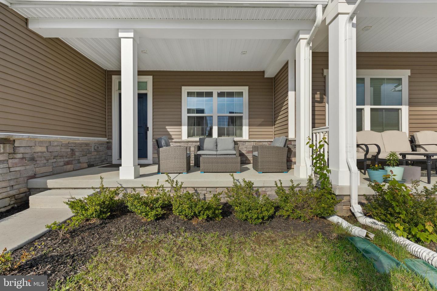 532 Luchu Way Property Photo 5