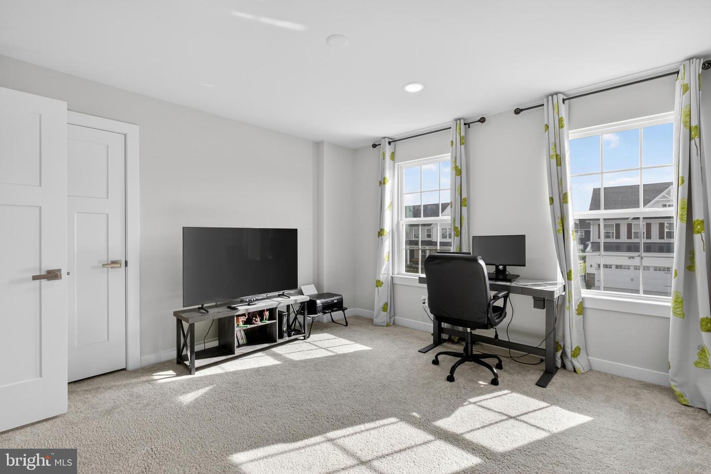 532 Luchu Way Property Photo 29