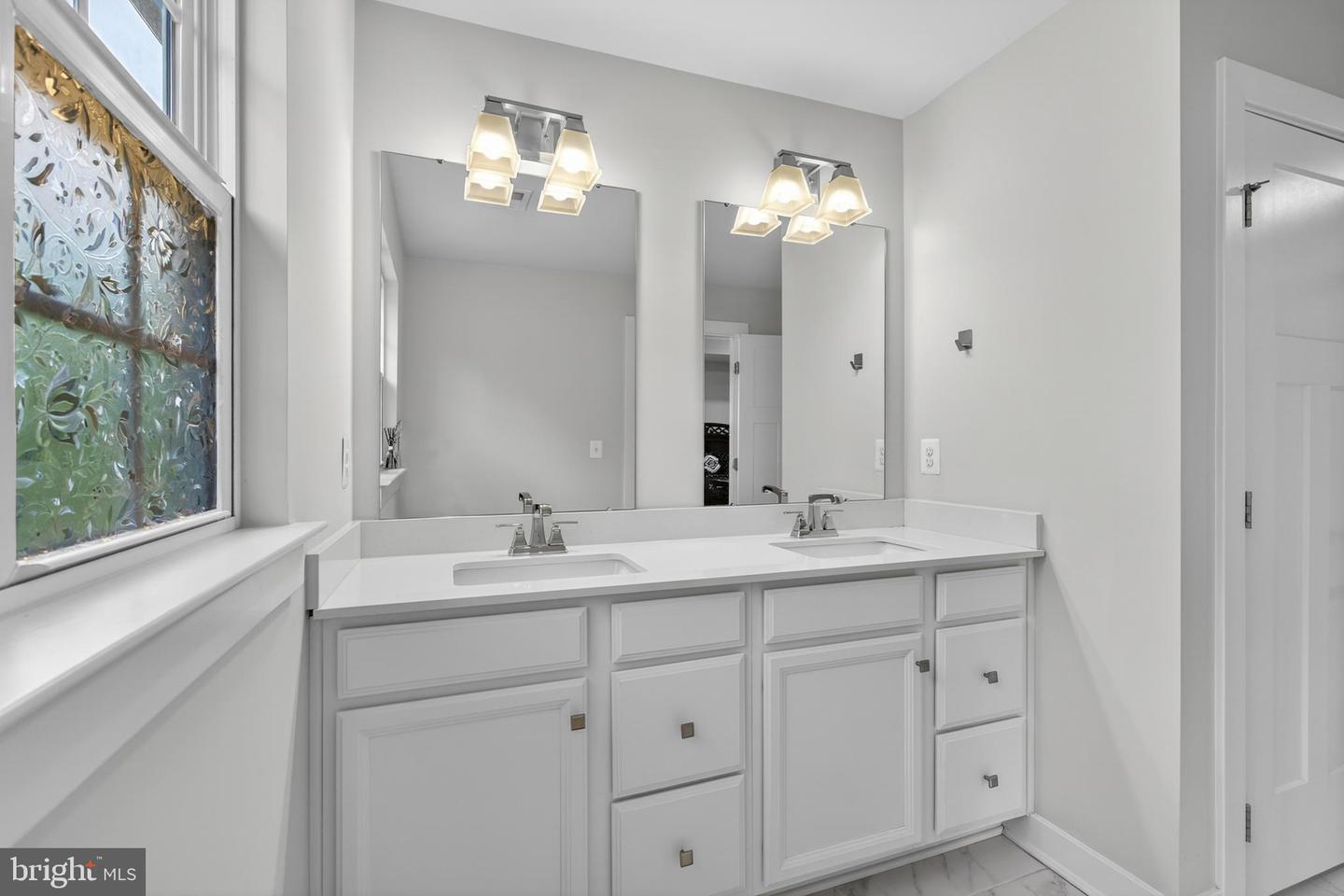 532 Luchu Way Property Photo 35