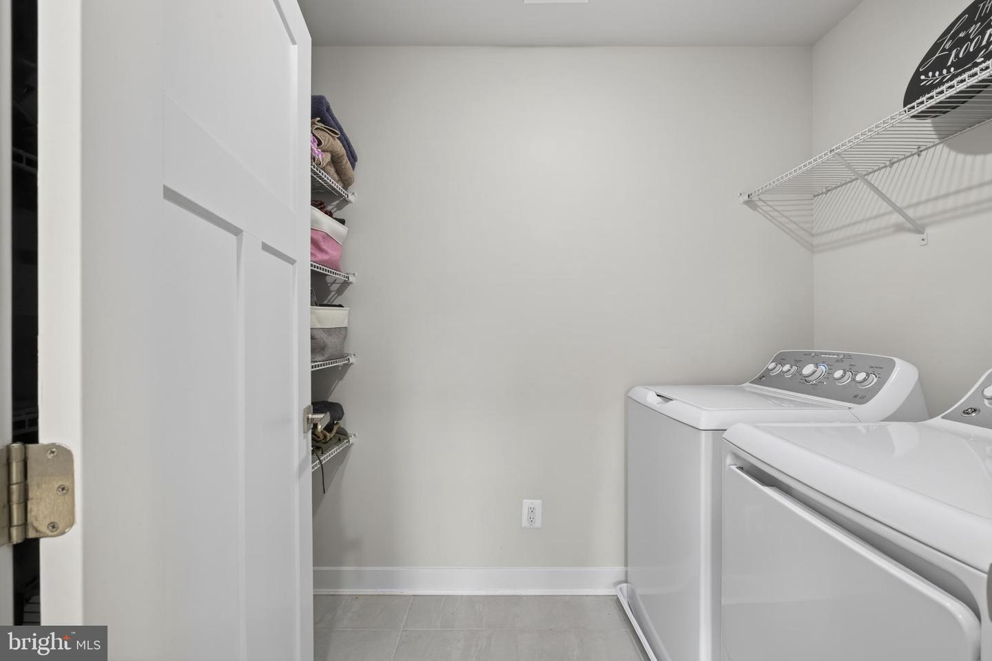 532 Luchu Way Property Photo 42
