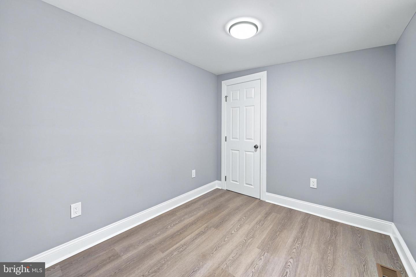 1205 Oak St Property Photo 14