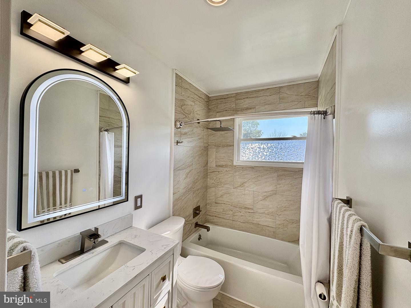 57 Saint John Dr Property Photo 8