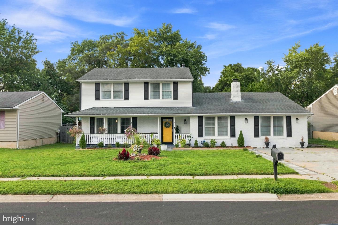 58 Upland Ct Property Photo 2