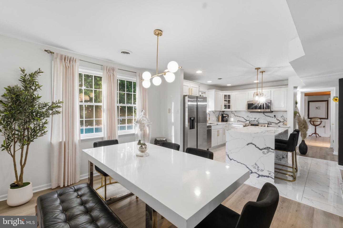 58 Upland Ct Property Photo 10