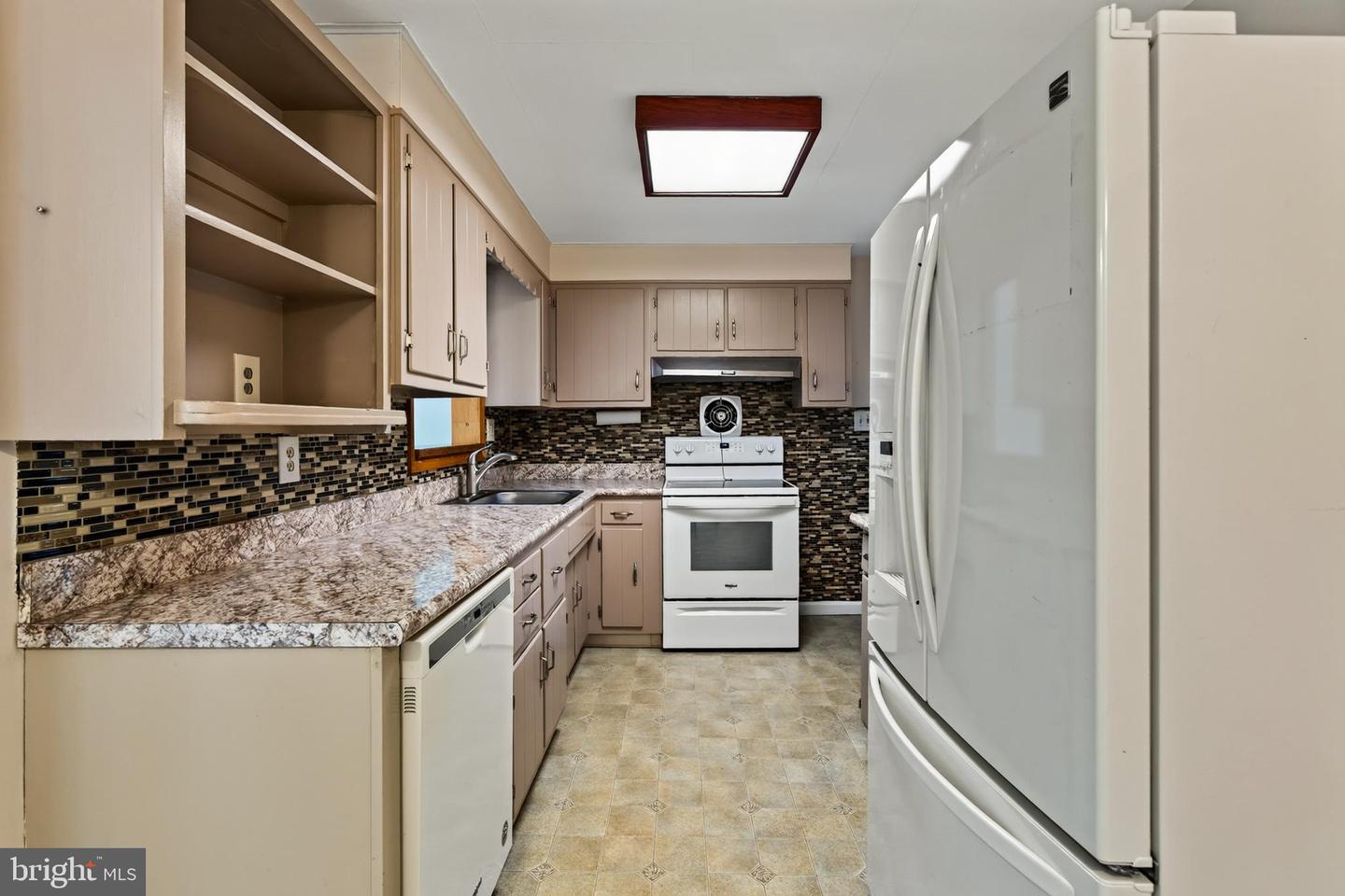 5 Devon Rd Property Photo 14
