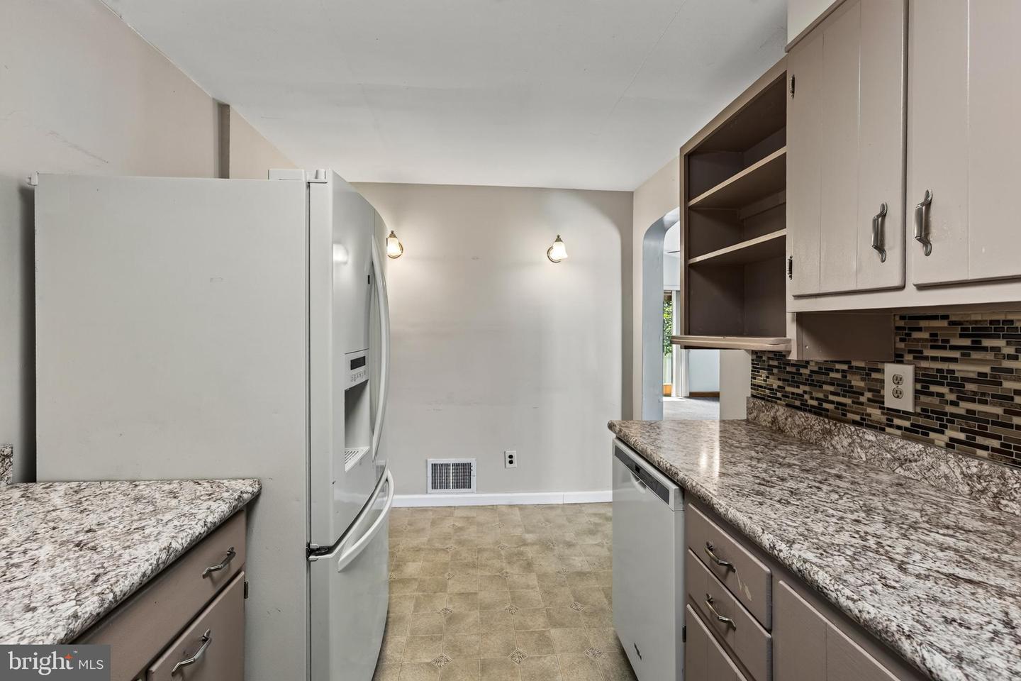 5 Devon Rd Property Photo 16