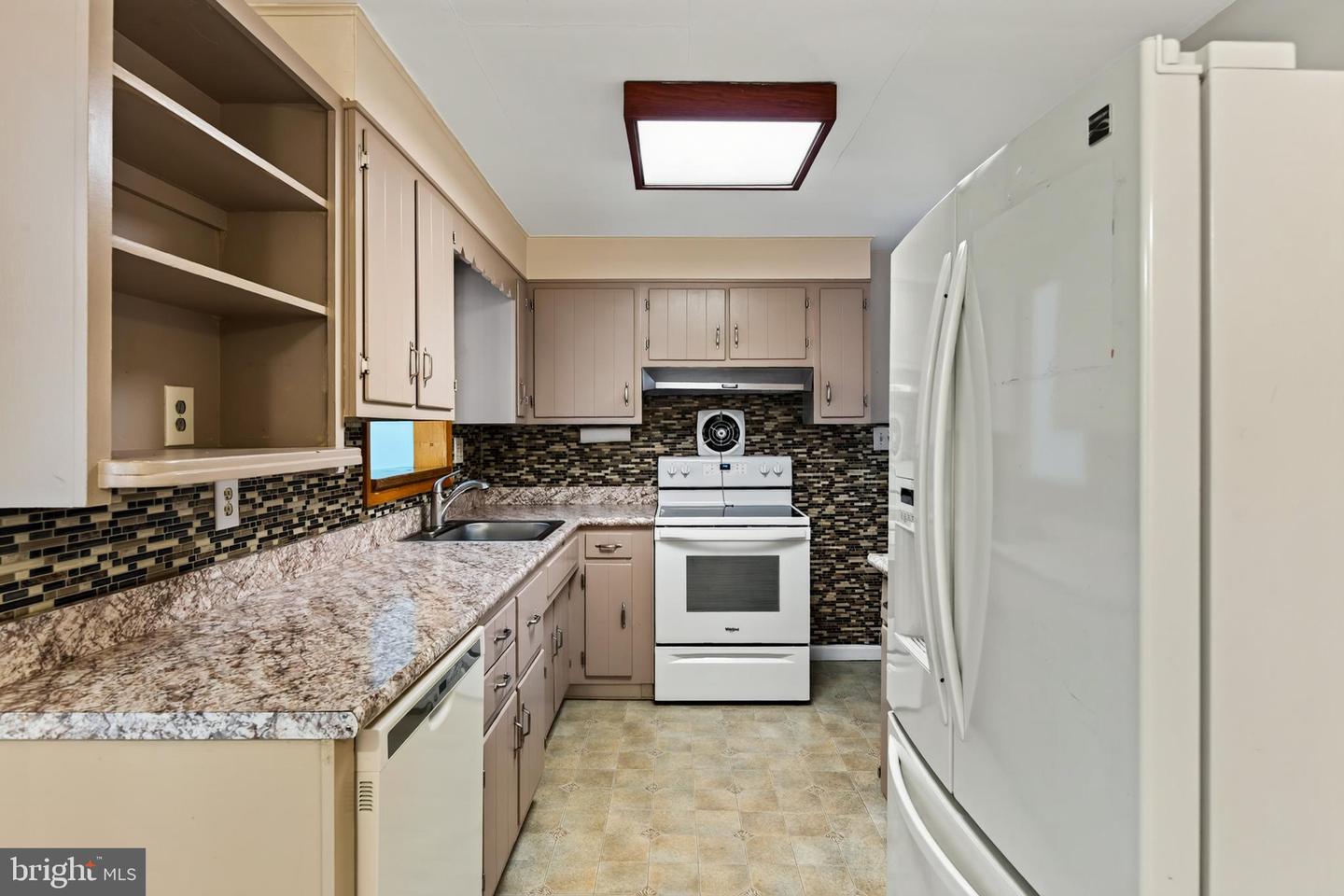 5 Devon Rd Property Photo 19
