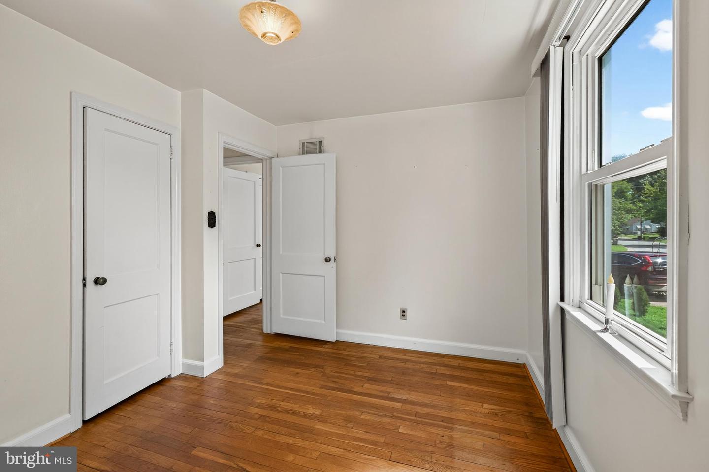 5 Devon Rd Property Photo 33