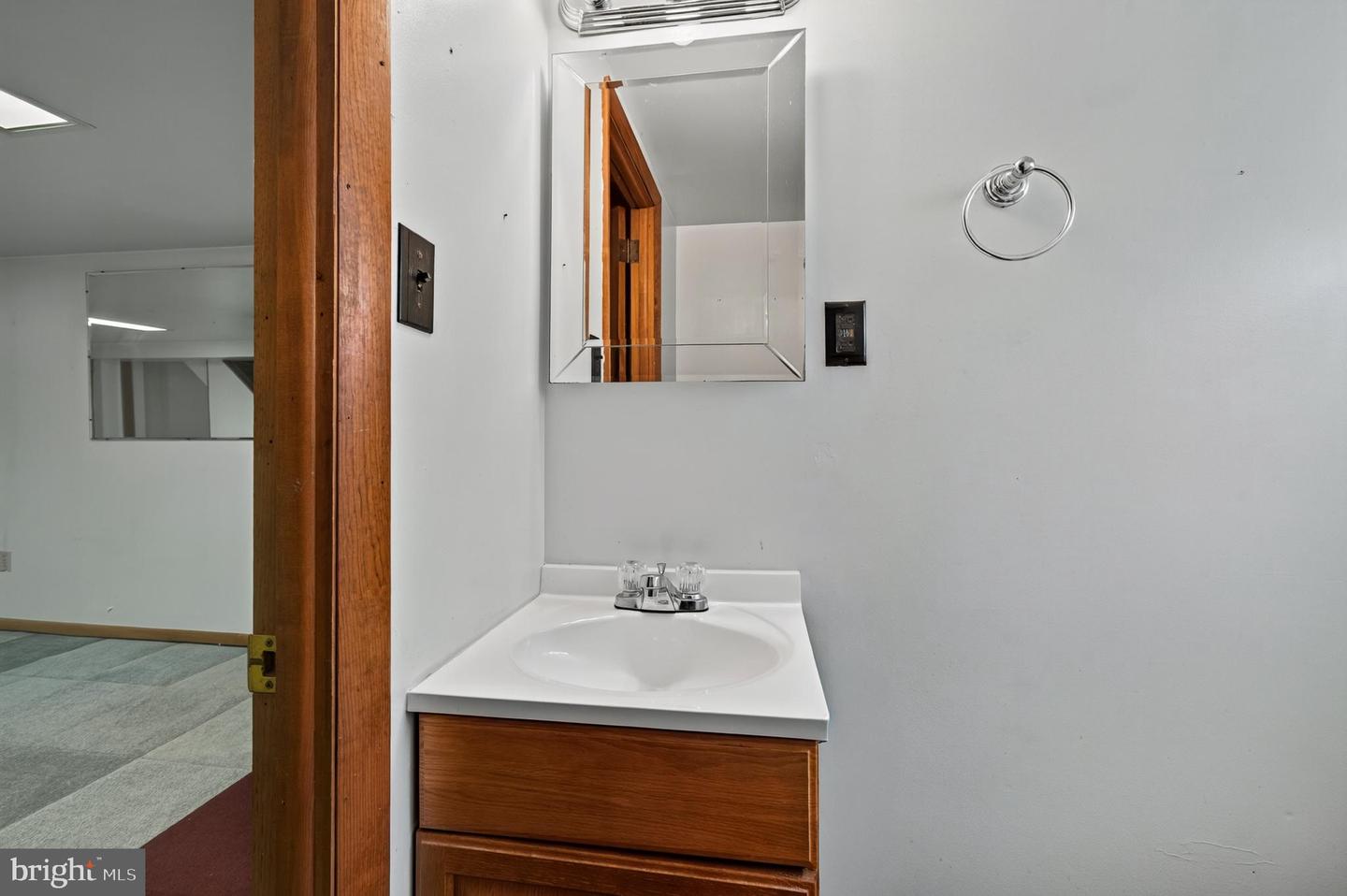 5 Devon Rd Property Photo 39
