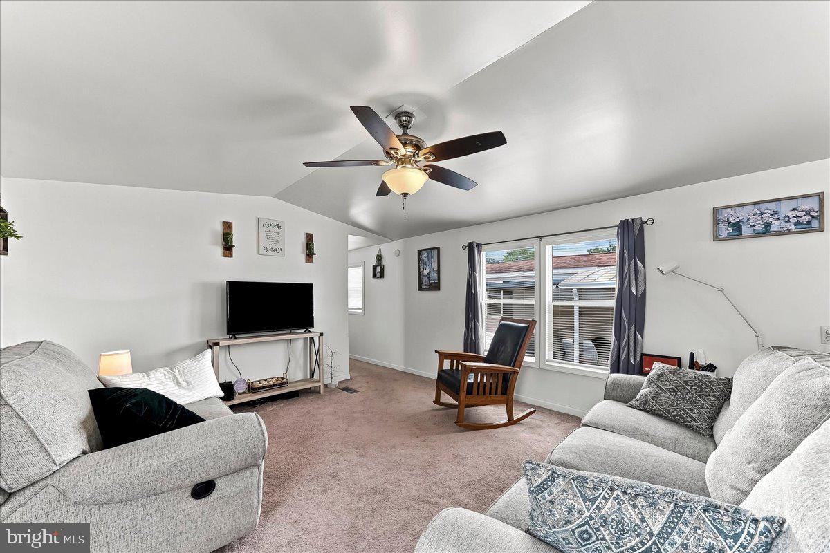 712 Berry Rd #a087 Property Photo 5