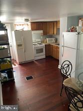 110 N Van Buren St Property Photo 5