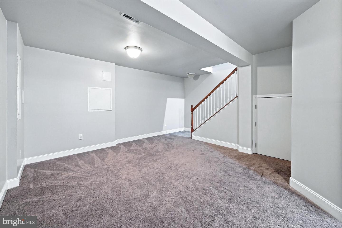 412 Prestwick Pl Property Photo 22