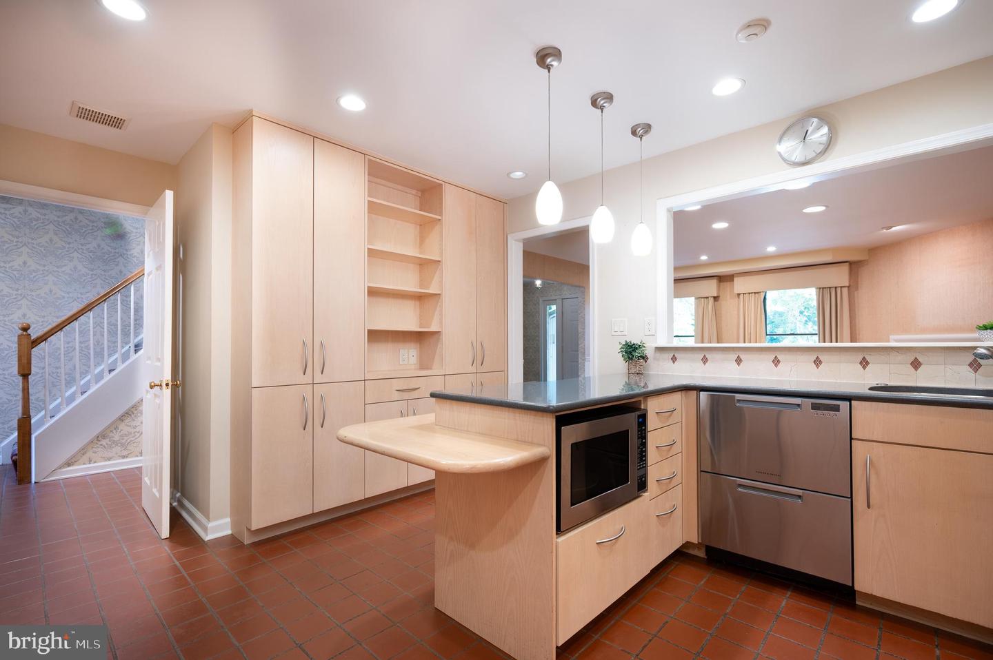 1904 Academy Pl Property Photo 2