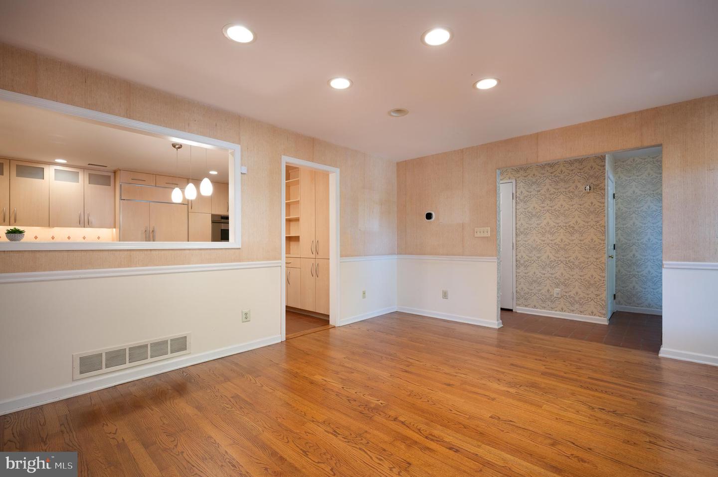 1904 Academy Pl Property Photo 6