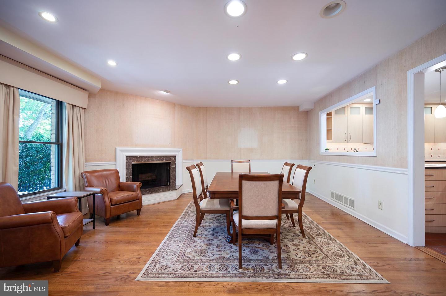 1904 Academy Pl Property Photo 9