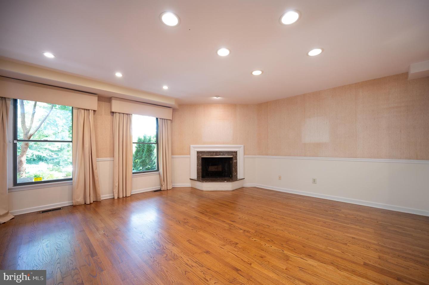 1904 Academy Pl Property Photo 10
