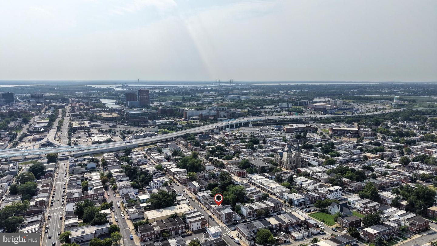 1230 Chestnut St Property Photo 18