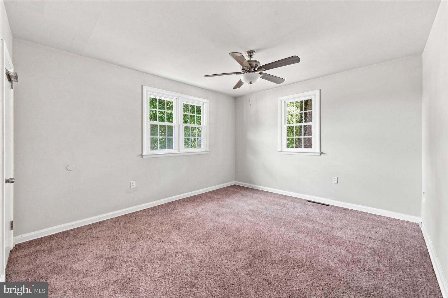 1258 Faun Rd Property Photo 19