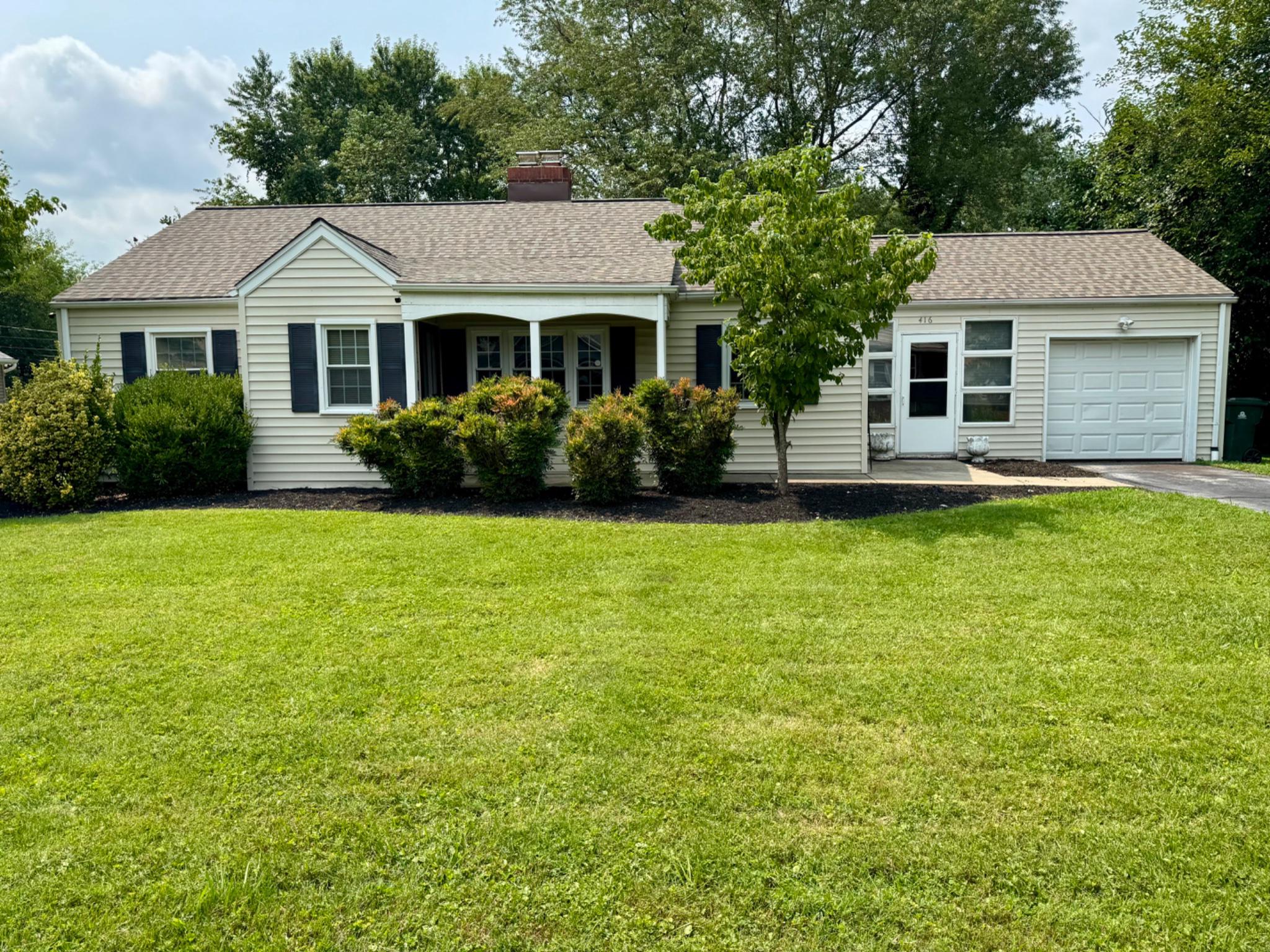 416 TOWNSEND RD Property Photo 1