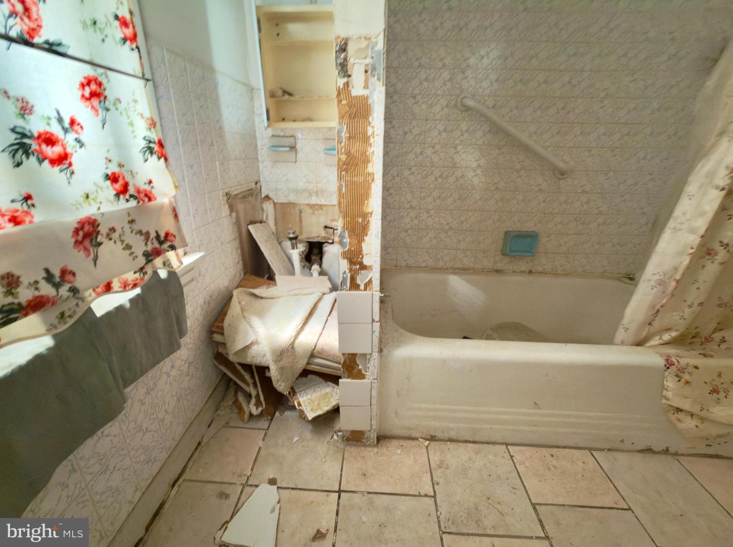 2709 N West St Property Photo 8