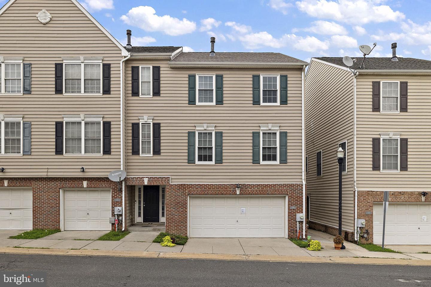 119 MCMULLEN CIR
