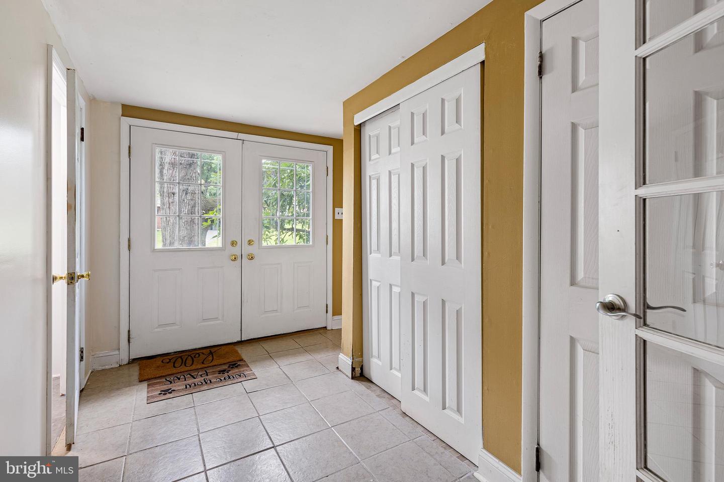 320 N Dillwyn Rd Property Photo 2