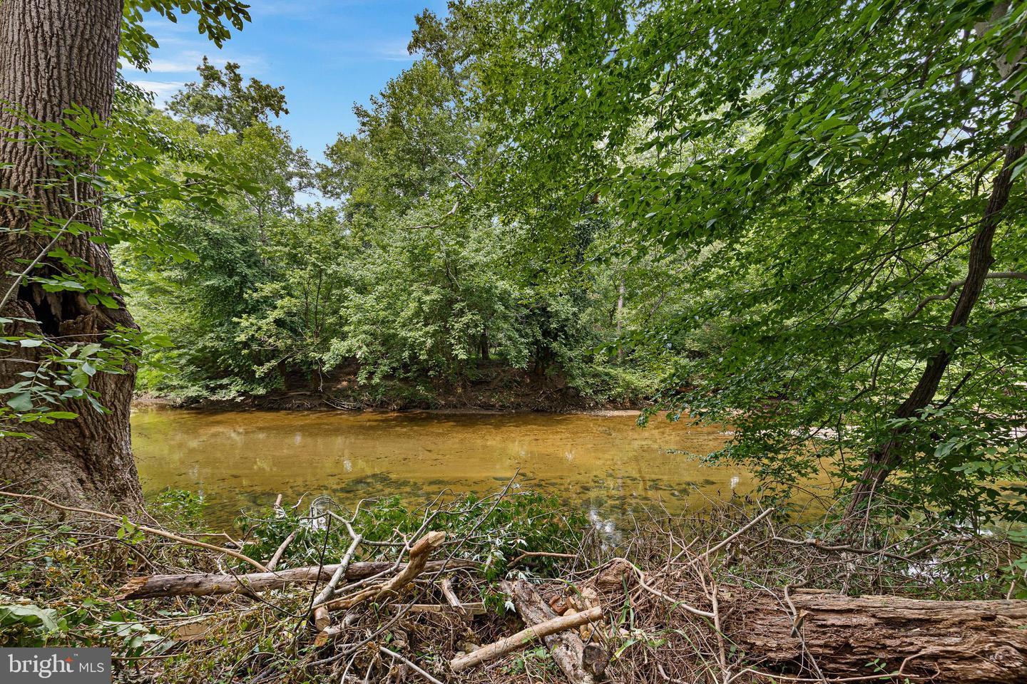 320 N Dillwyn Rd Property Photo 20