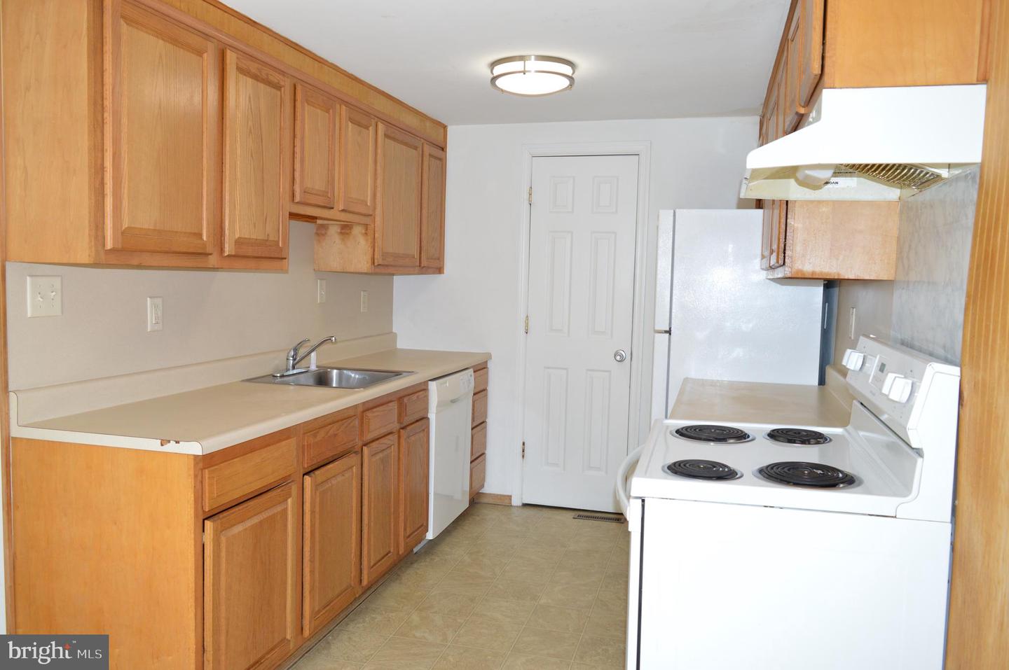 14 Keith St Property Photo 7