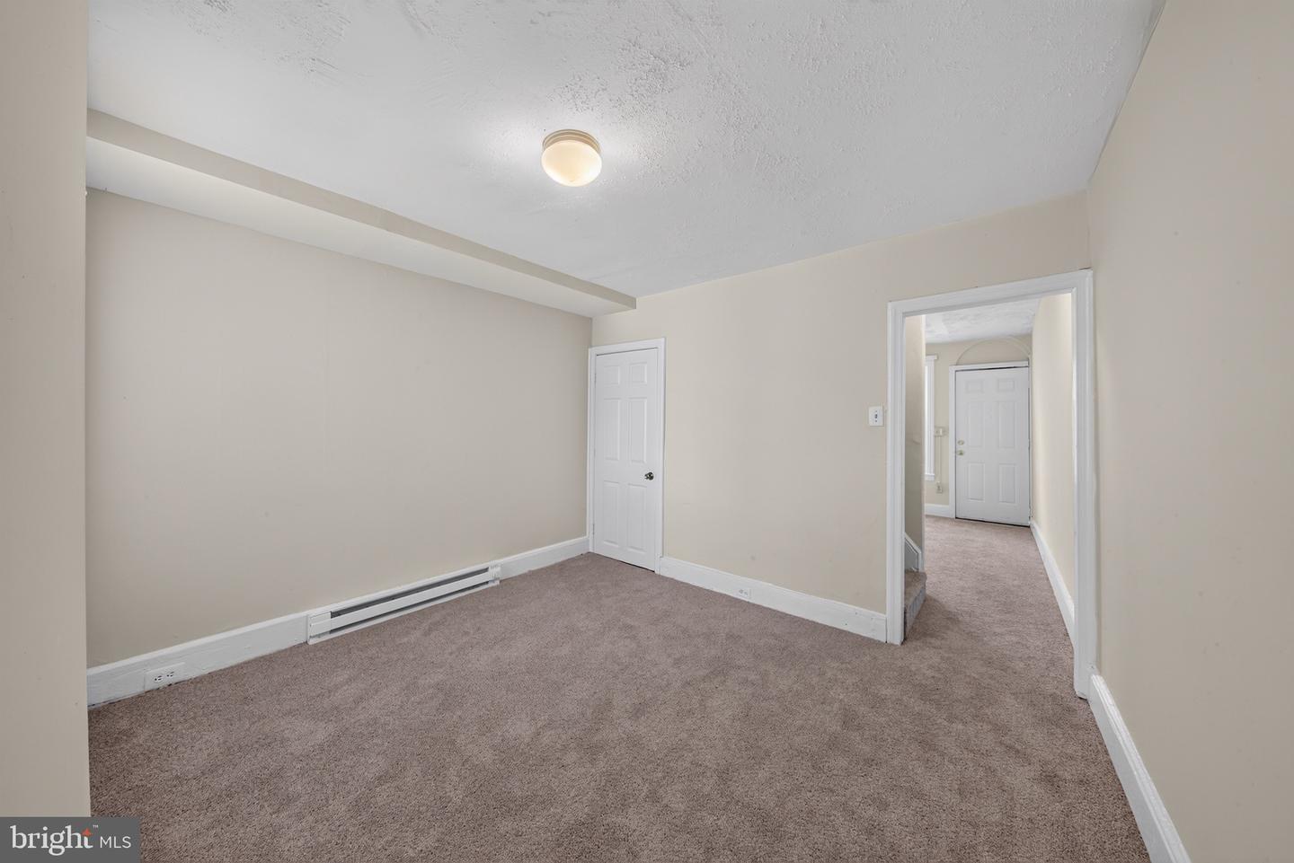 1113 Read St Property Photo 10