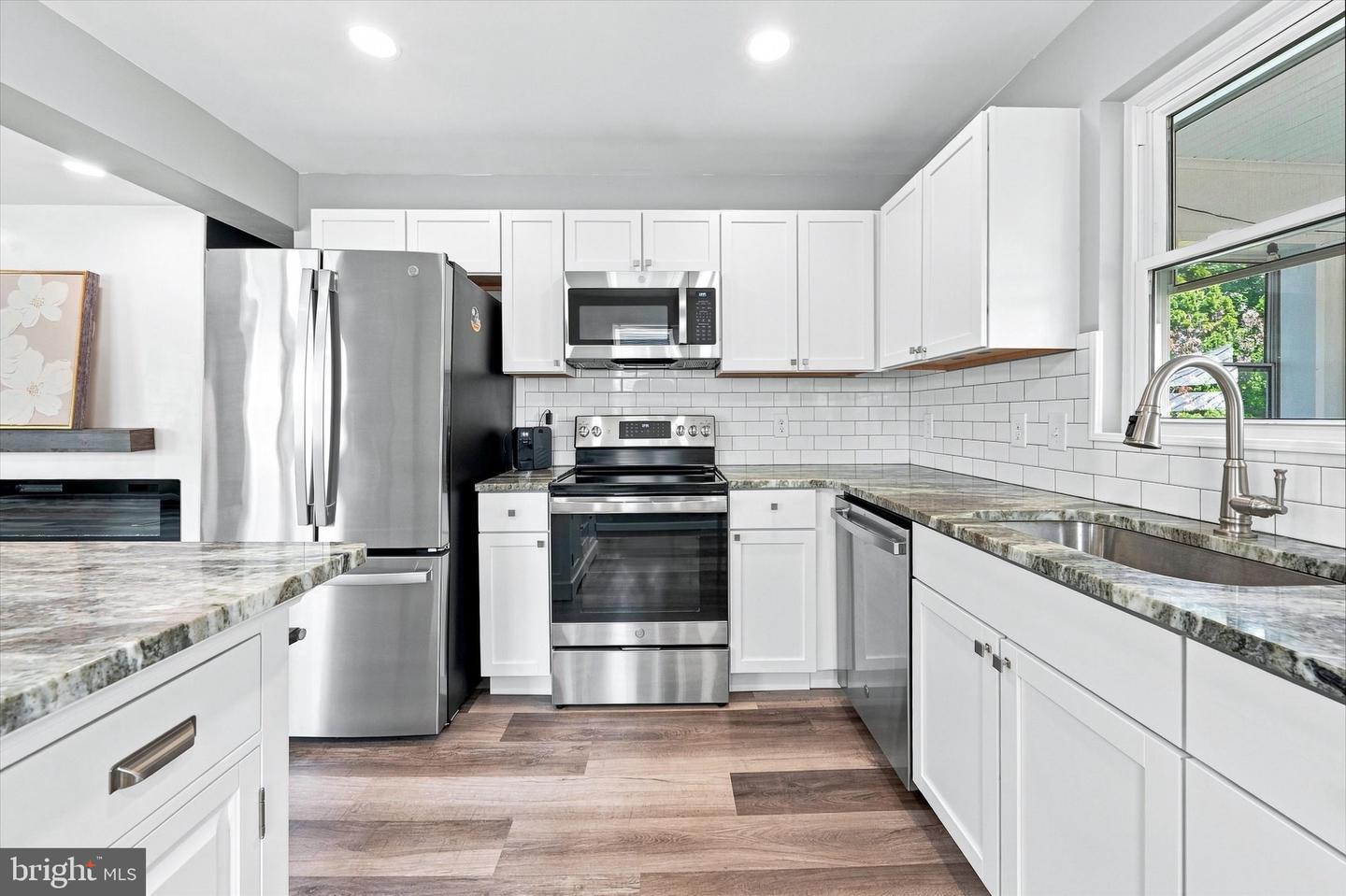 307 S Cass St Property Photo 13