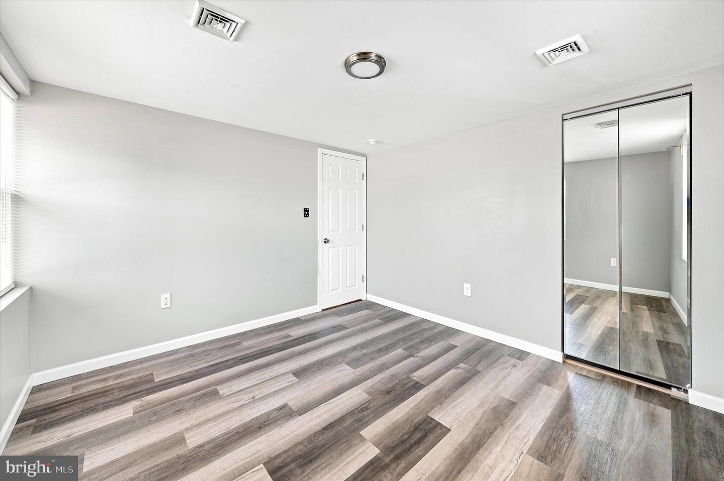 307 S Cass St Property Photo 25