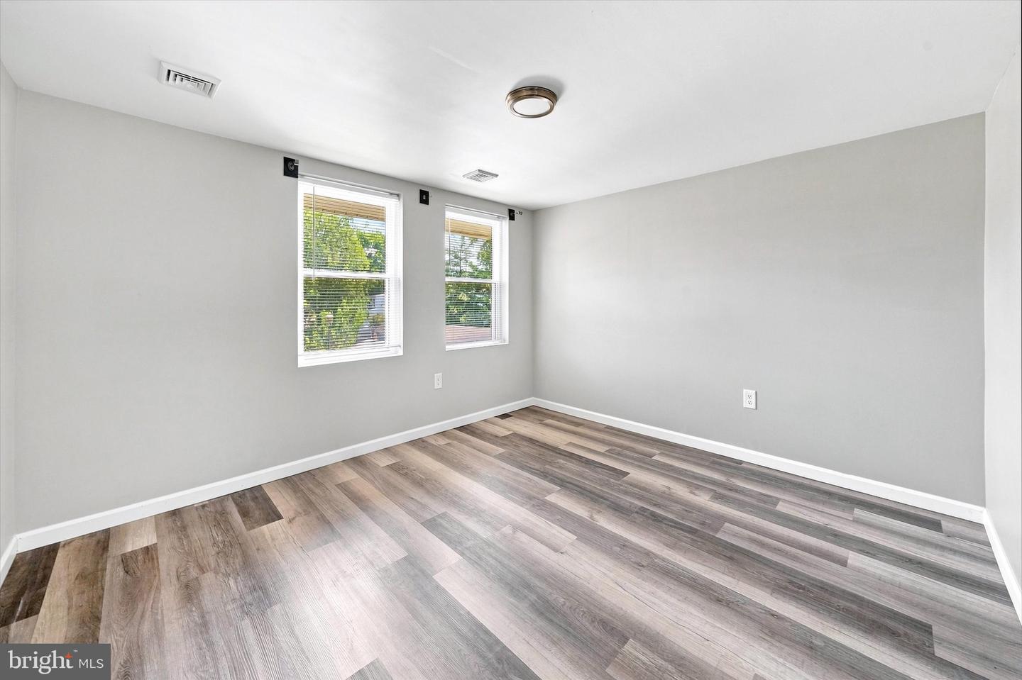 307 S Cass St Property Photo 26