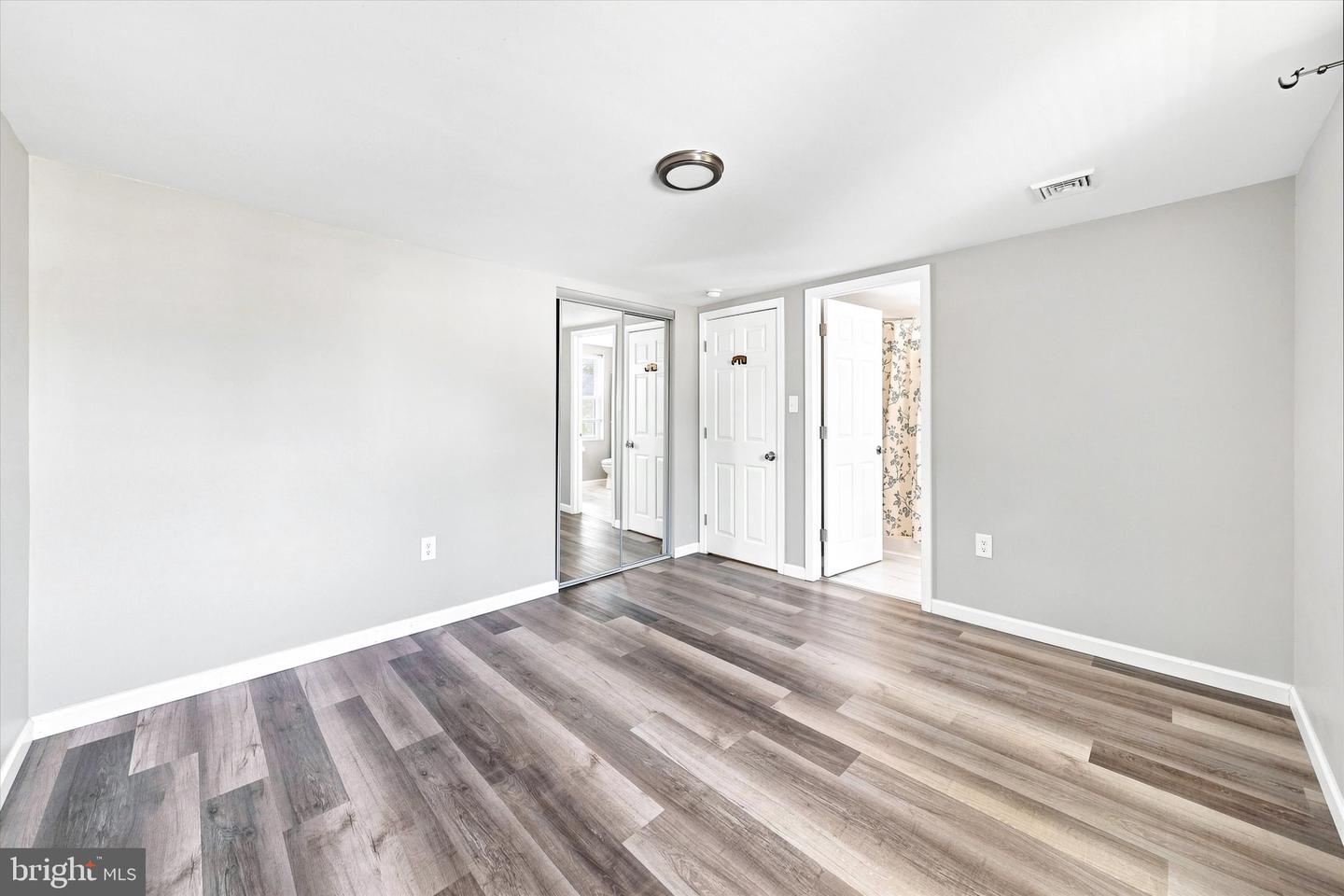 307 S Cass St Property Photo 27