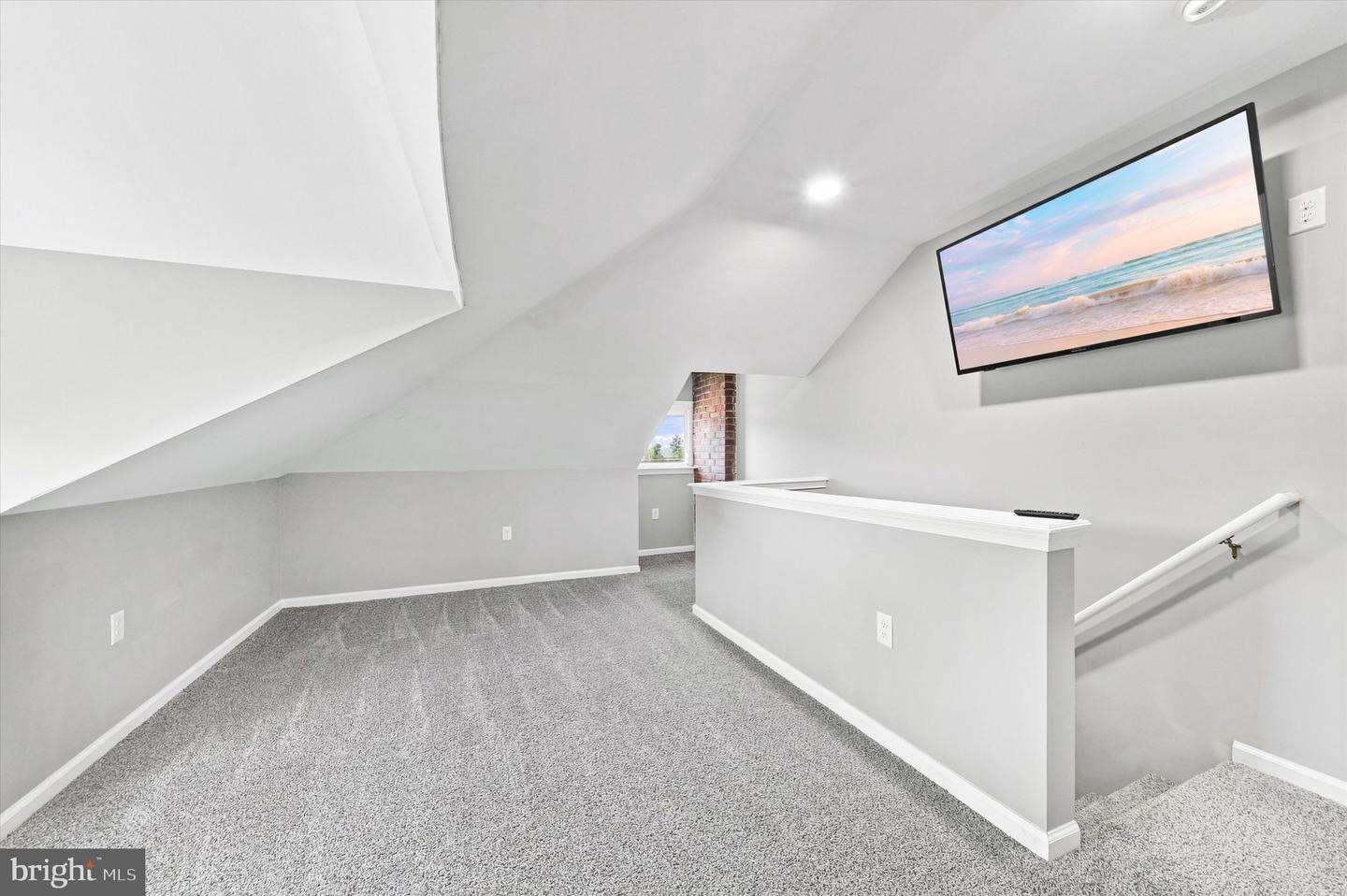 307 S Cass St Property Photo 31
