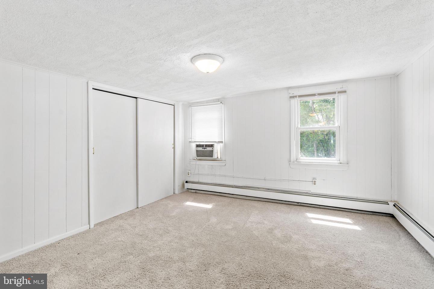 129 E Main St Property Photo 24