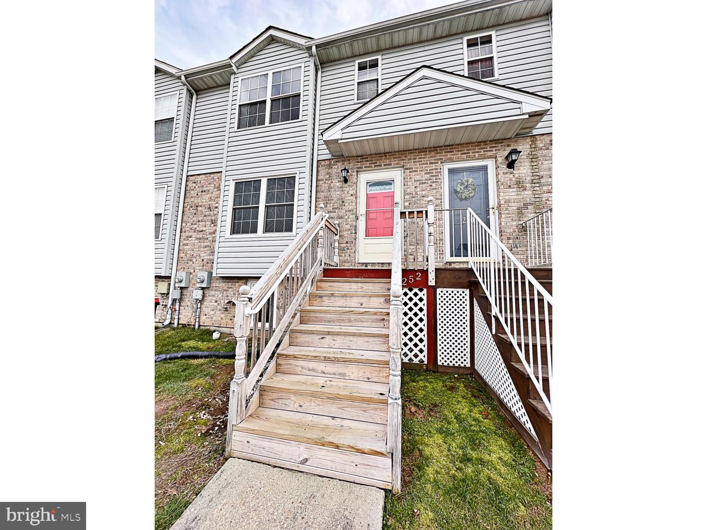 252 Vincent Cir Property Photo 1