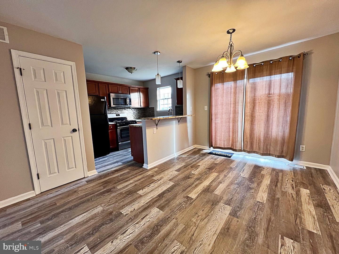 252 Vincent Cir Property Photo 5