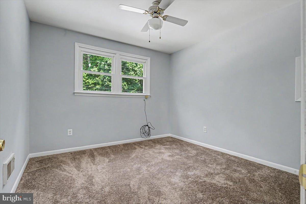 2105 Westminster Dr Property Photo 26