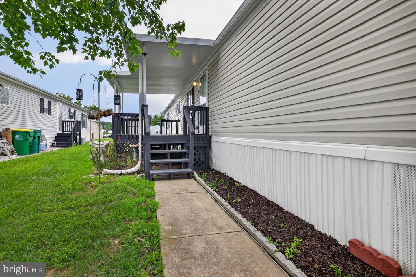 1214 Donna Marie Way Property Photo 3