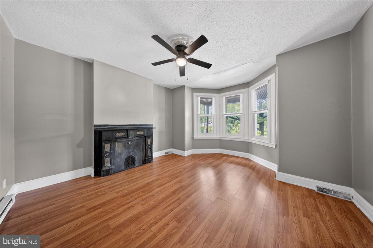 1014 N Adams St Property Photo 3